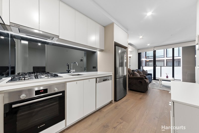 Photo - 406/600 Doncaster Road, Doncaster VIC 3108 - Image 3