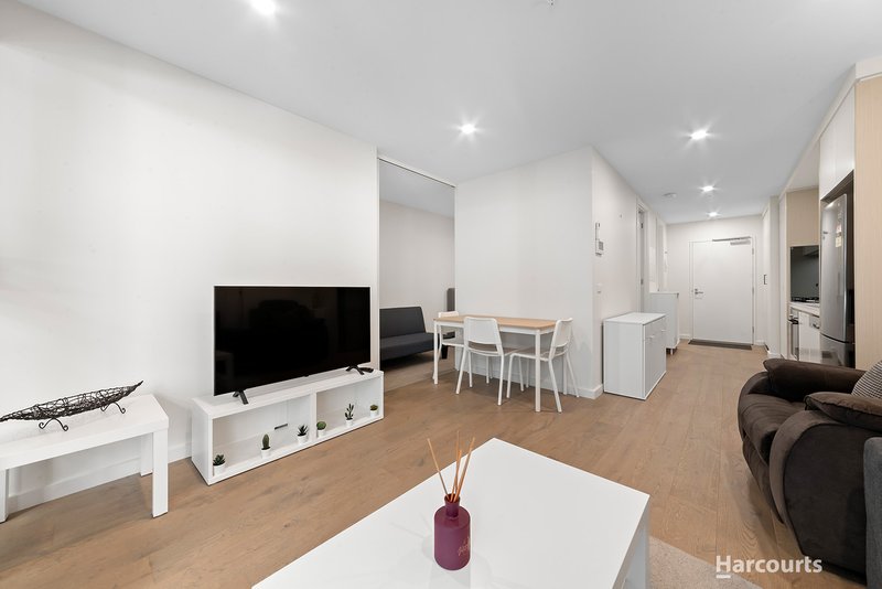 Photo - 406/600 Doncaster Road, Doncaster VIC 3108 - Image 4