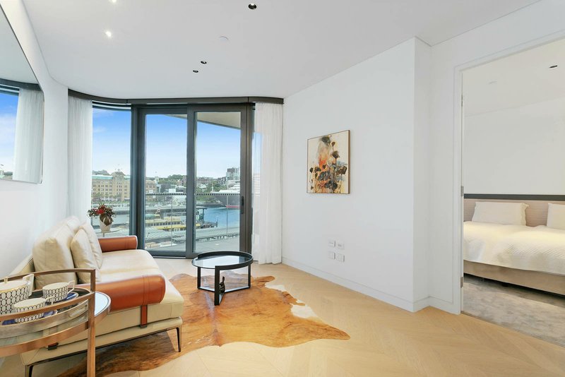 Photo - 406/71 Macquarie Street, Sydney NSW 2000 - Image 2