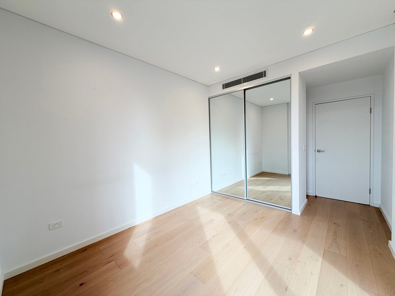 Photo - 406B/13 Glen Street, Eastwood NSW 2122 - Image 3