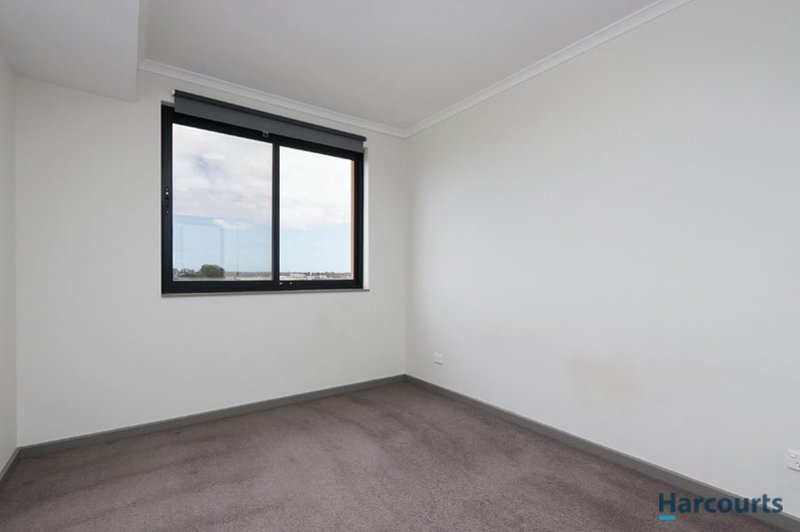 Photo - 406b/60 Grose Avenue, Cannington WA 6107 - Image 16