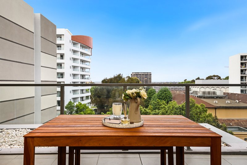 Photo - 407/10-12 French Avenue, Bankstown NSW 2200 - Image 8