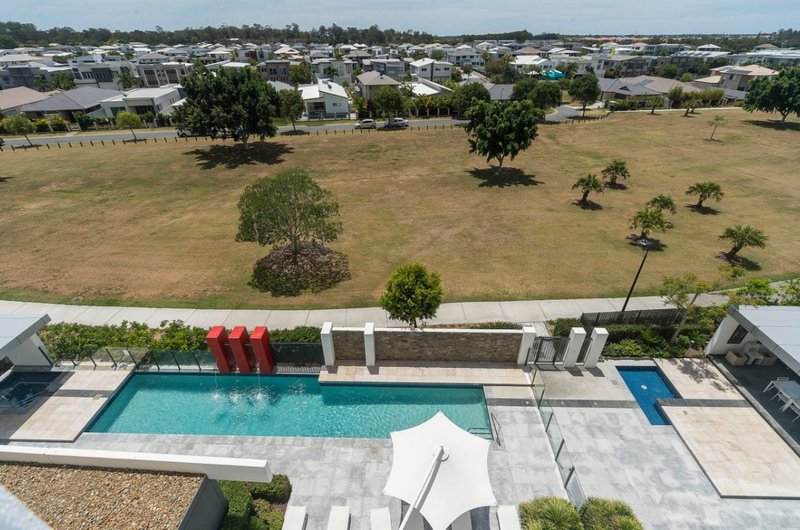 Photo - 407/11 Compass Drive, Biggera Waters QLD 4216 - Image 12