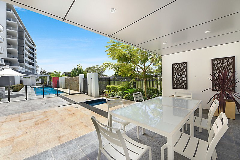 Photo - 407/11 Compass Drive, Biggera Waters QLD 4216 - Image 13
