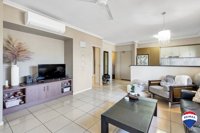 Photo - 407/12-21 Gregory Street, Westcourt QLD 4870 - Image 2