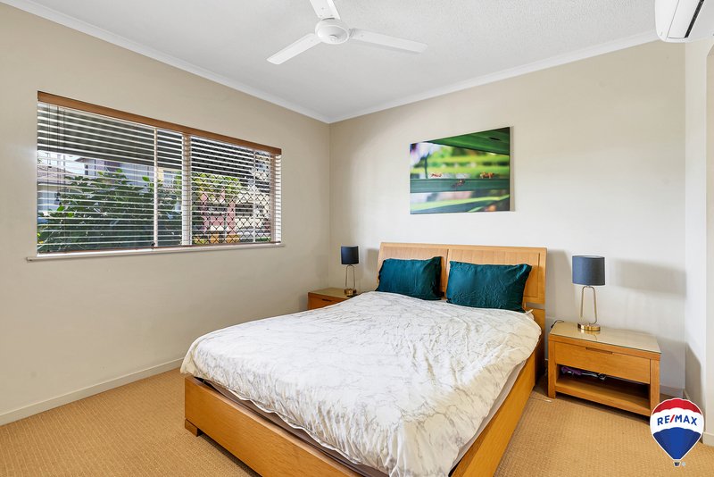 Photo - 407/12-21 Gregory Street, Westcourt QLD 4870 - Image 6