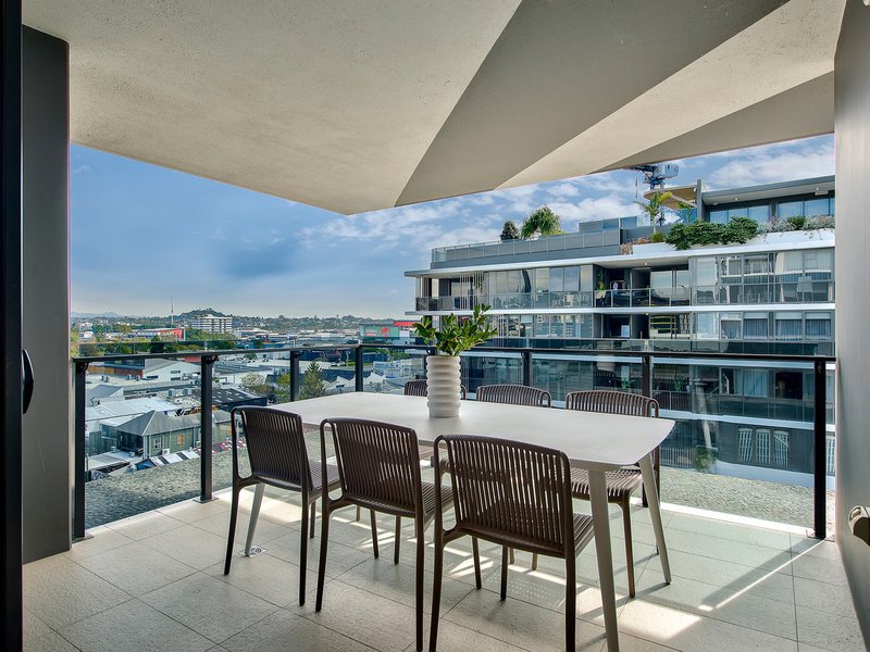 Photo - 4071/36 Evelyn Street, Newstead QLD 4006 - Image 8