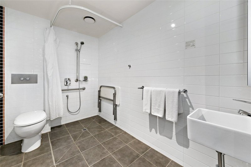 Photo - 407/181 Abeckett Street, Melbourne VIC 3000 - Image 4