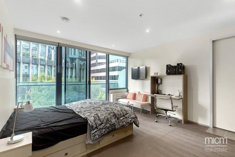 Photo - 407/181 Abeckett Street, Melbourne VIC 3000 - Image 3