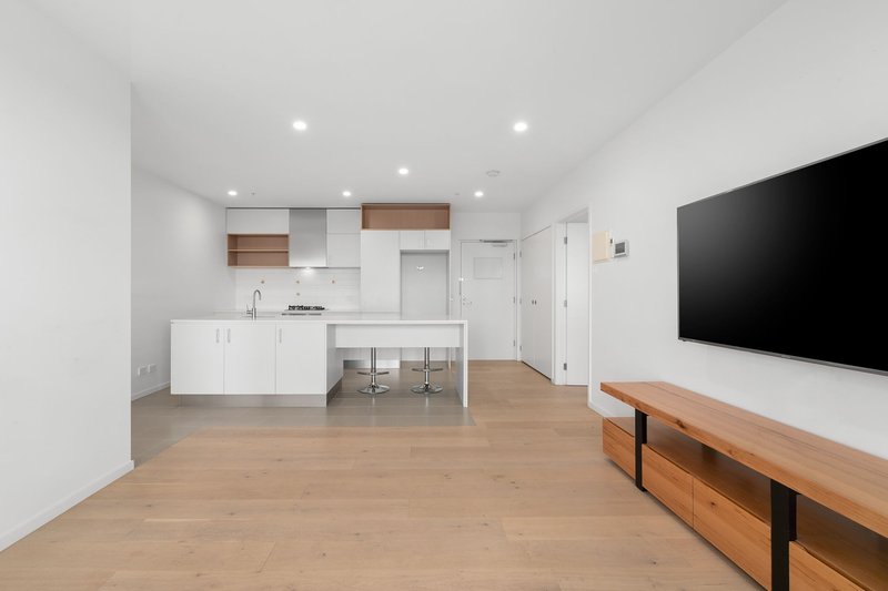 Photo - 407/30 Bush Boulevard, Mill Park VIC 3082 - Image 3