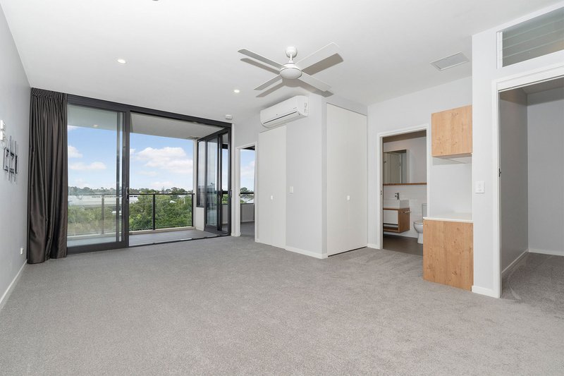 Photo - 407/42 Jenner Street, Nundah QLD 4012 - Image 2