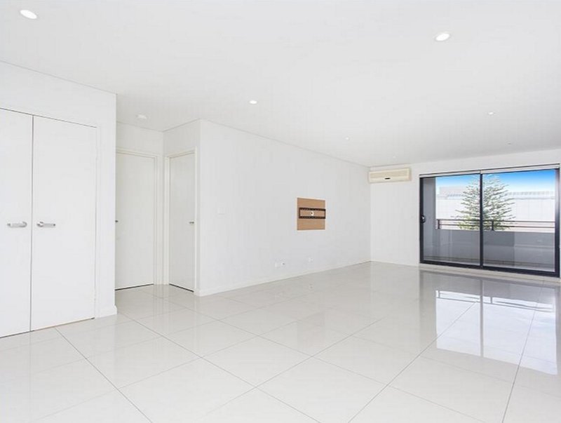 Photo - 407/581 Kingsway , Miranda NSW 2228 - Image 3