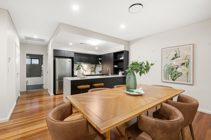 Photo - 407/6 Quarry Road, Sherwood QLD 4075 - Image 6