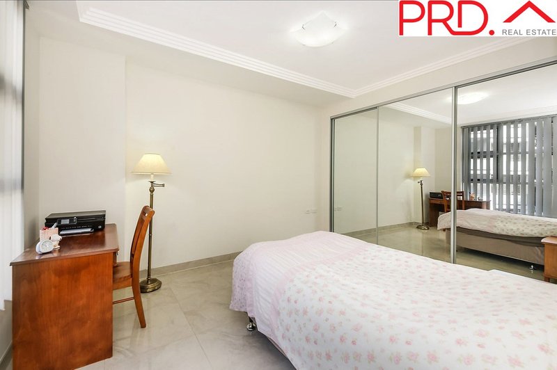 Photo - 407/8-12 Kensington Street, Kogarah NSW 2217 - Image 4