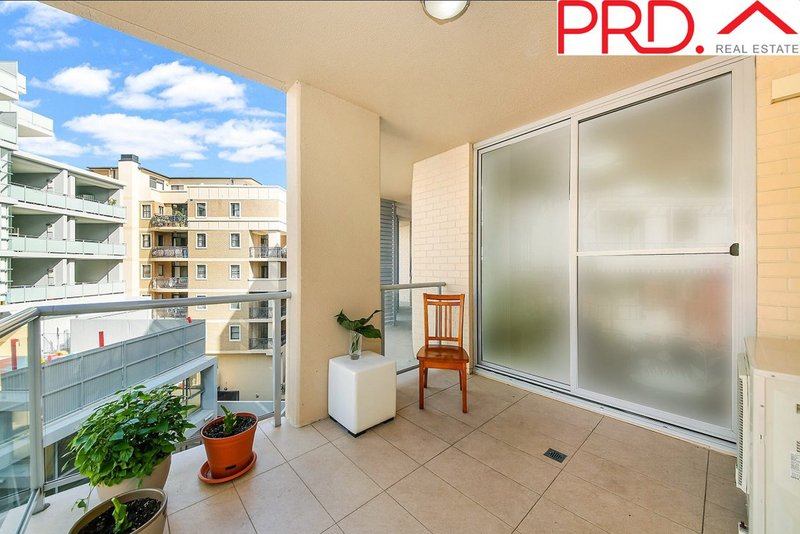 Photo - 407/8-12 Kensington Street, Kogarah NSW 2217 - Image 7