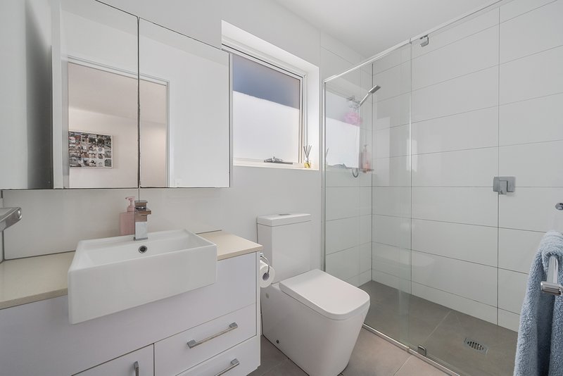 Photo - 407/81 Sutton Street, Redcliffe QLD 4020 - Image 13
