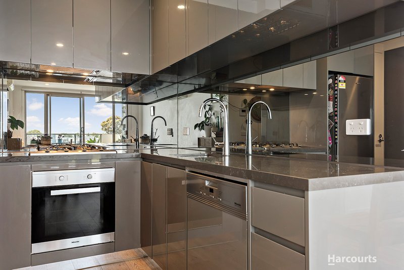 Photo - 407/88 Tram Road, Doncaster VIC 3108 - Image 3