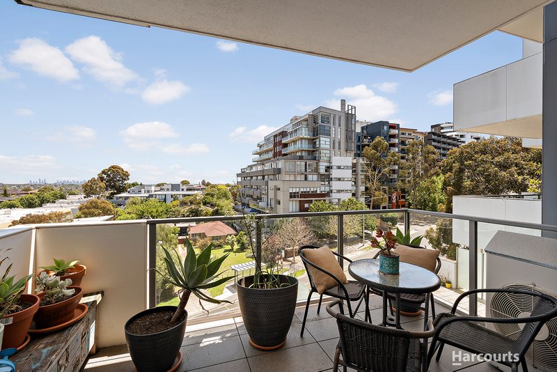 Photo - 407/88 Tram Road, Doncaster VIC 3108 - Image 4