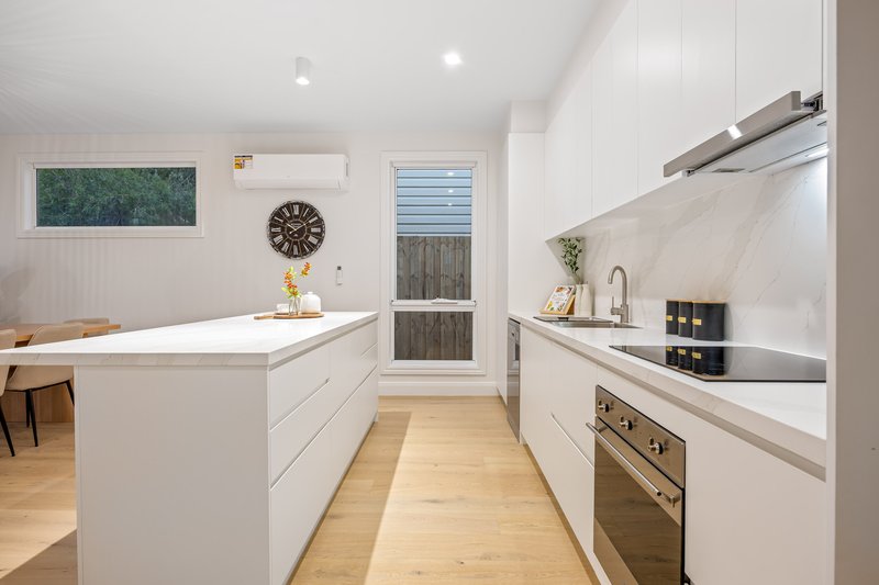 Photo - 408 Lyons Street South, Ballarat Central VIC 3350 - Image 3