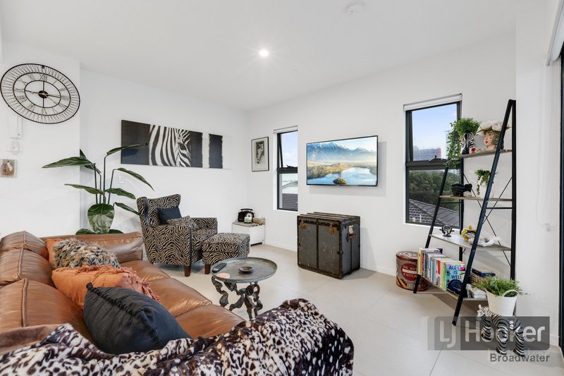 Photo - 408/11 Andrews Street, Southport QLD 4215 - Image 8