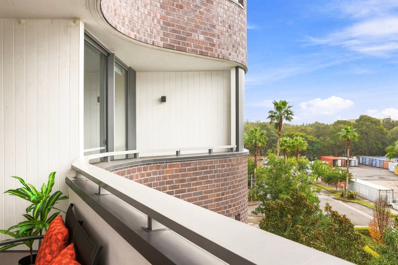 Photo - 408/12 Nuvolari Place, Wentworth Point NSW 2127 - Image 3