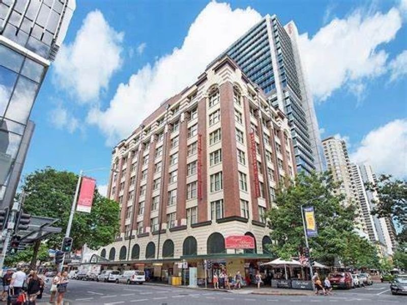 Photo - 408/167 Albert Street, Brisbane City QLD 4000 - Image 2