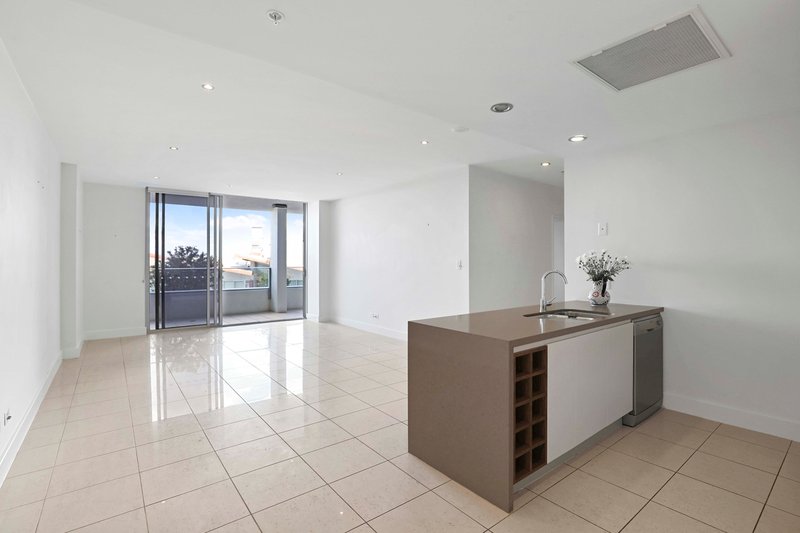 Photo - 4082/37C Harbour Road, Hamilton QLD 4007 - Image 3
