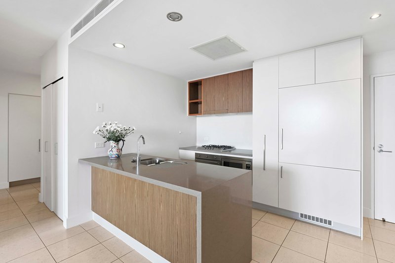 Photo - 4082/37C Harbour Road, Hamilton QLD 4007 - Image 4