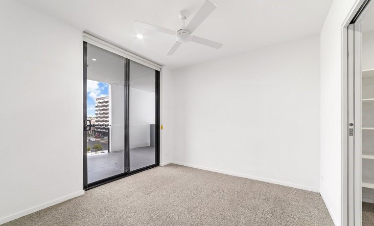 Photo - 408/28 Wolseley Street, Woolloongabba QLD 4102 - Image 5