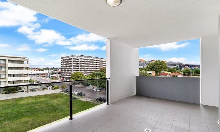 Photo - 408/28 Wolseley Street, Woolloongabba QLD 4102 - Image 9