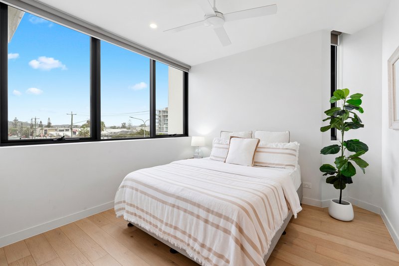 Photo - 408/6 Palm Beach Avenue, Palm Beach QLD 4221 - Image 4