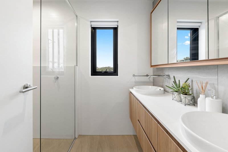 Photo - 408/6 Palm Beach Avenue, Palm Beach QLD 4221 - Image 5