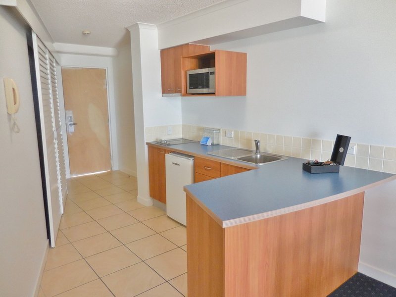 Photo - 409 Mantra Resort - Buccaneer Drive, Urangan QLD 4655 - Image 9