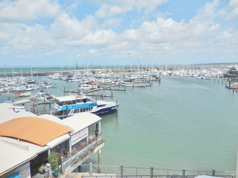 Photo - 409 Mantra Resort - Buccaneer Drive, Urangan QLD 4655 - Image 17