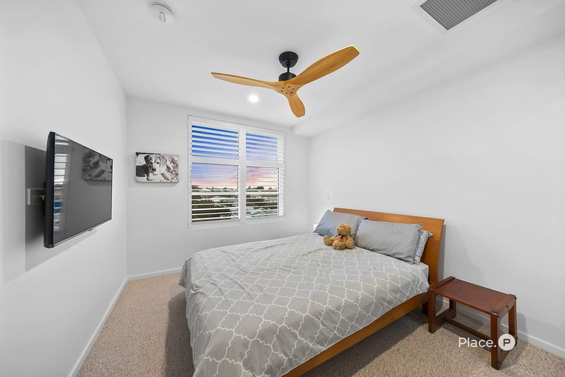 Photo - 409/100 Holdsworth Street, Coorparoo QLD 4151 - Image 14