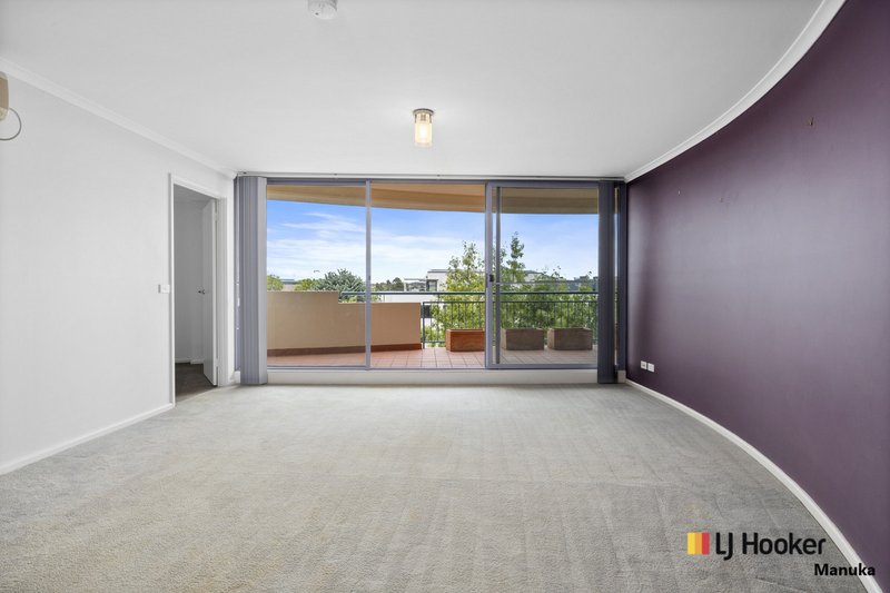 Photo - 409/107 Canberra Avenue, Griffith ACT 2603 - Image 5