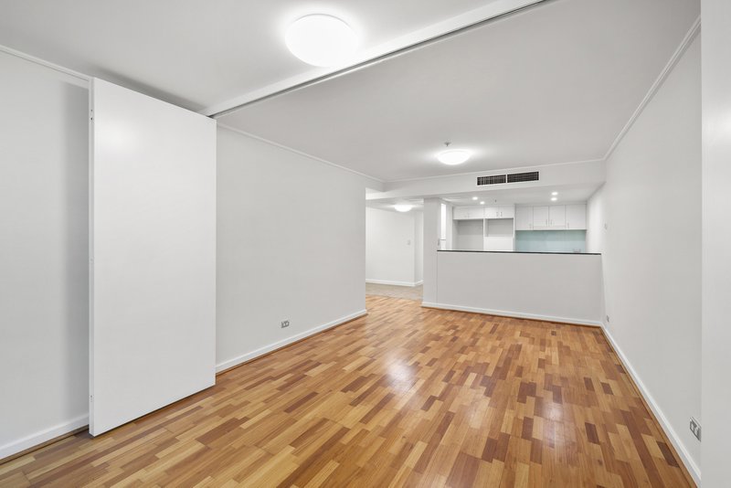 Photo - 409/15 Atchison Street, St Leonards NSW 2065 - Image 2