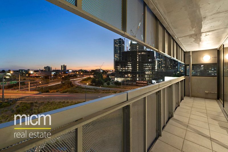 Photo - 409/152 Sturt Street, Southbank VIC 3006 - Image 4