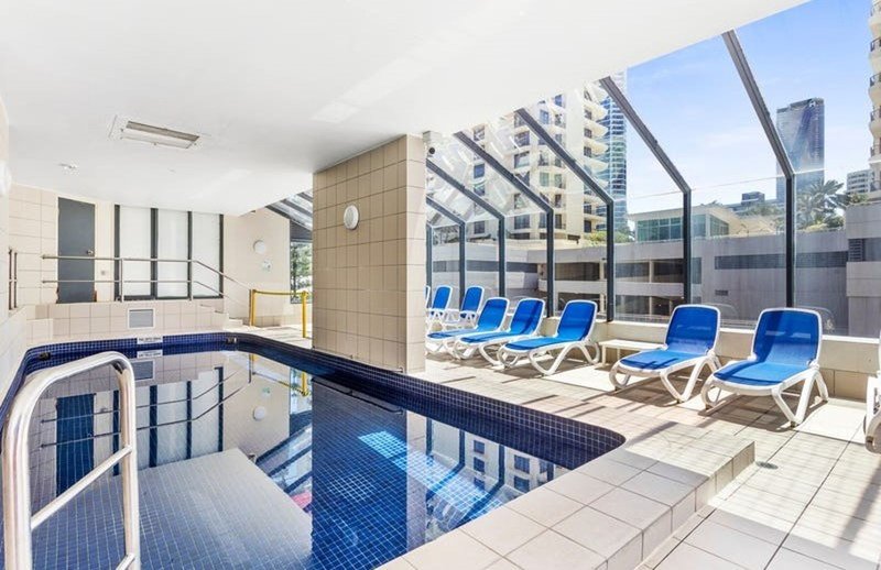 Photo - 409/18 Hanlan Street, Surfers Paradise QLD 4217 - Image 13