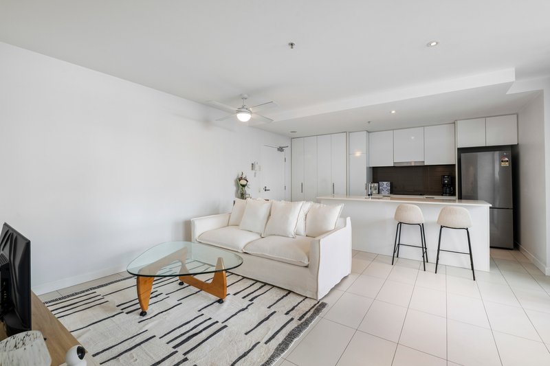 Photo - 409/348 Water Street, Fortitude Valley QLD 4006 - Image 2