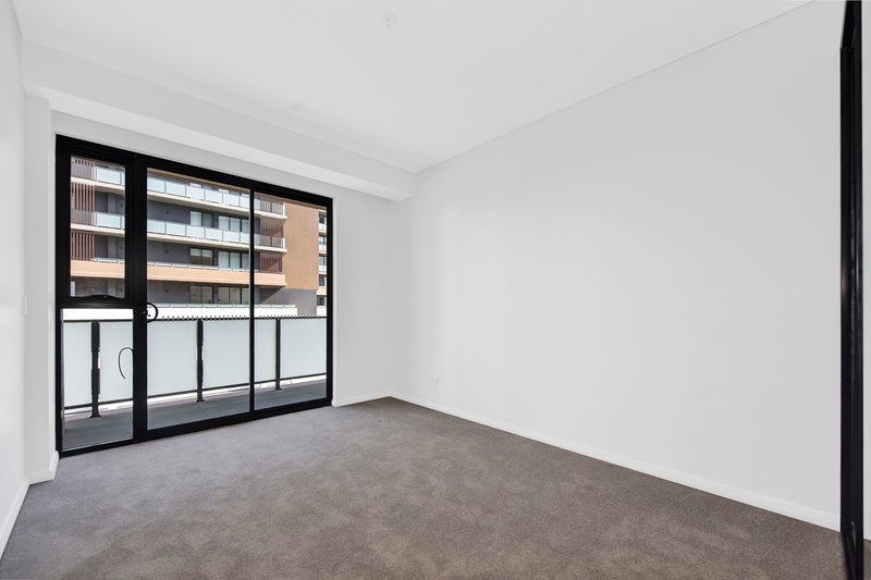 Photo - 409/4A Hasluck Street, Rouse Hill NSW 2155 - Image 4