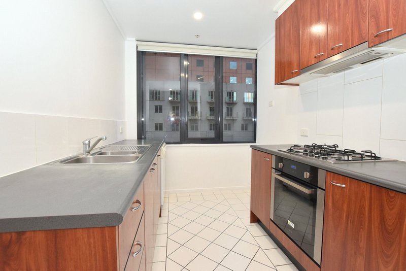 Photo - 409/668 Bourke Street, Melbourne VIC 3000 - Image 3