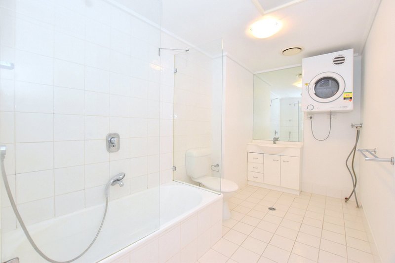 Photo - 409/668 Bourke Street, Melbourne VIC 3000 - Image 6