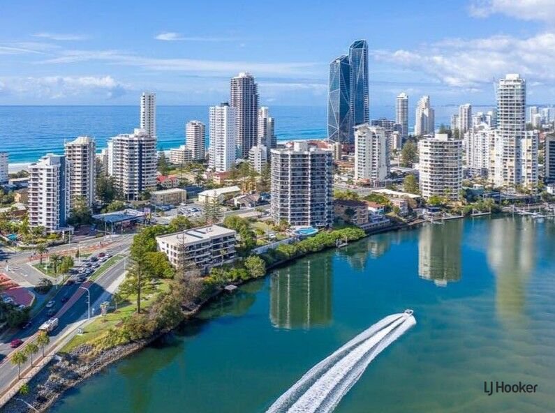 Photo - 409/70 Remembrance Drive, Surfers Paradise QLD 4217 - Image 17