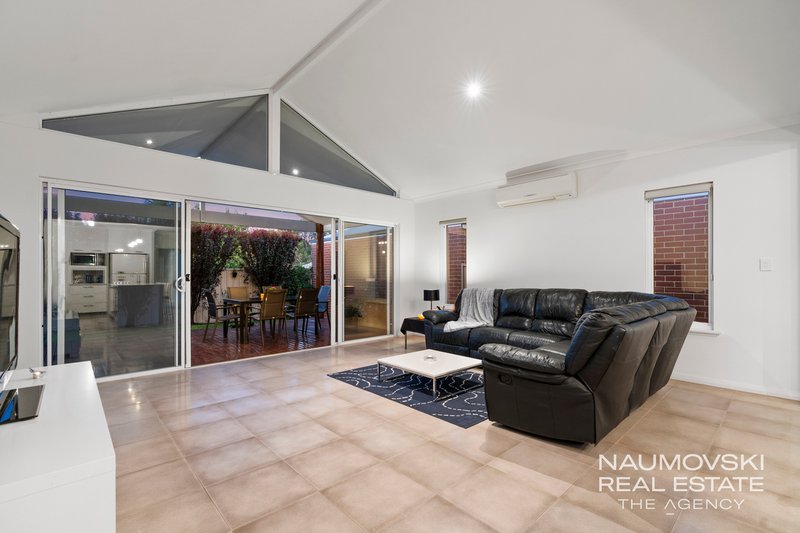 Photo - 40A Bridgewater Crescent, Karrinyup WA 6018 - Image 5