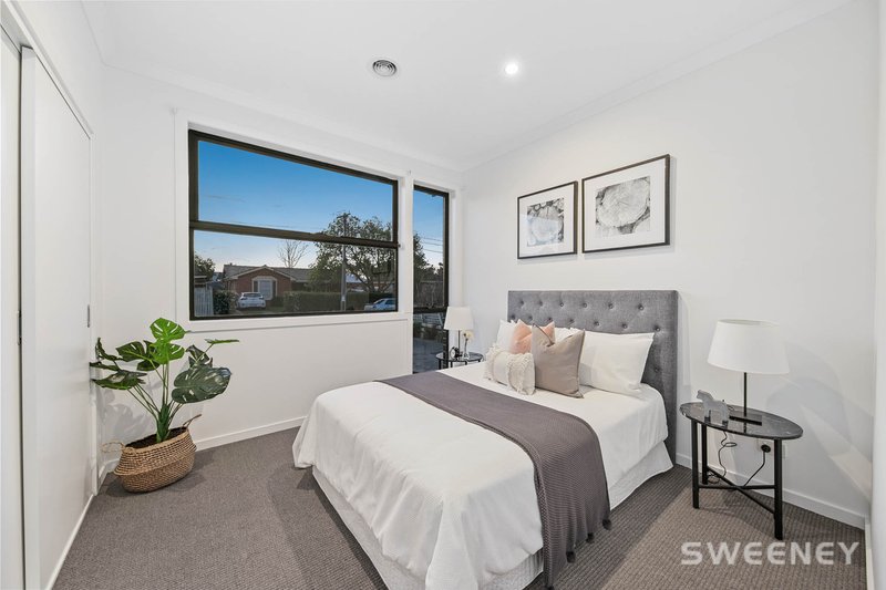 Photo - 40a Brook Drive, Altona VIC 3018 - Image 10