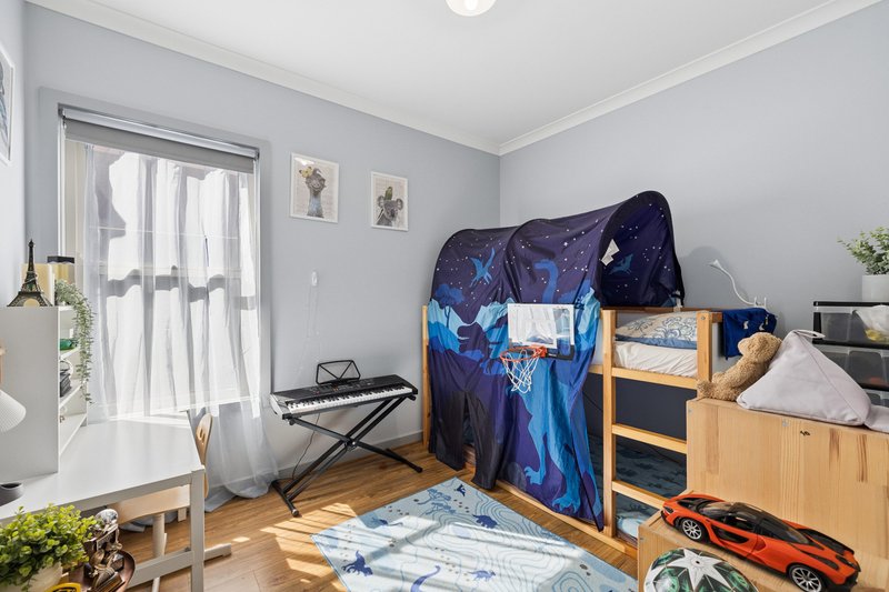 Photo - 40A Carter Avenue, Werribee VIC 3030 - Image 12
