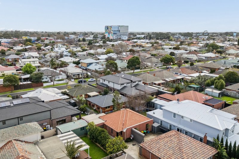 Photo - 40A Carter Avenue, Werribee VIC 3030 - Image 17