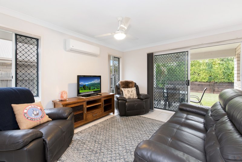 Photo - 40a Cheihk Crescent, Collingwood Park QLD 4301 - Image 5