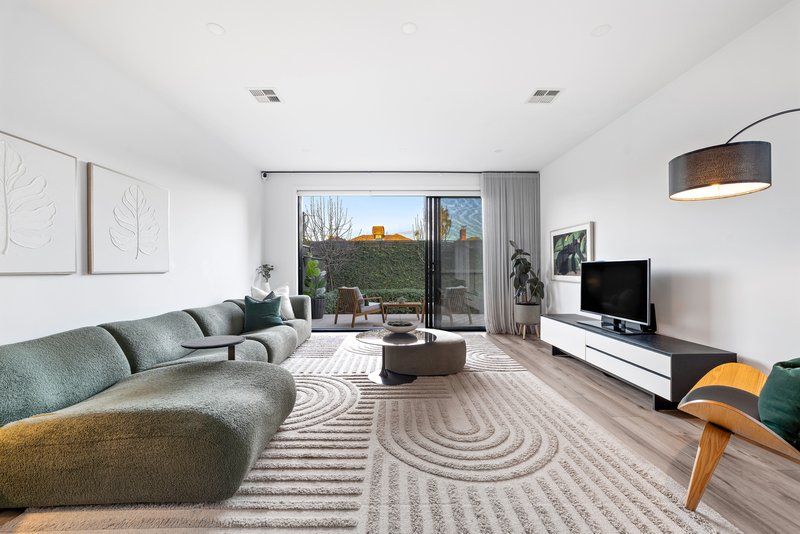 Photo - 40A Jack Road, Cheltenham VIC 3192 - Image 3